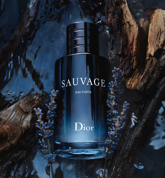 SAUVAGE EAU FORTE
