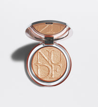 Load image into Gallery viewer, DIORSKIN NUDE LUMINIZER HIGHLIGHTER * - HIGHLIGHTING POWDER - SHIMMERING PIGMENTS
