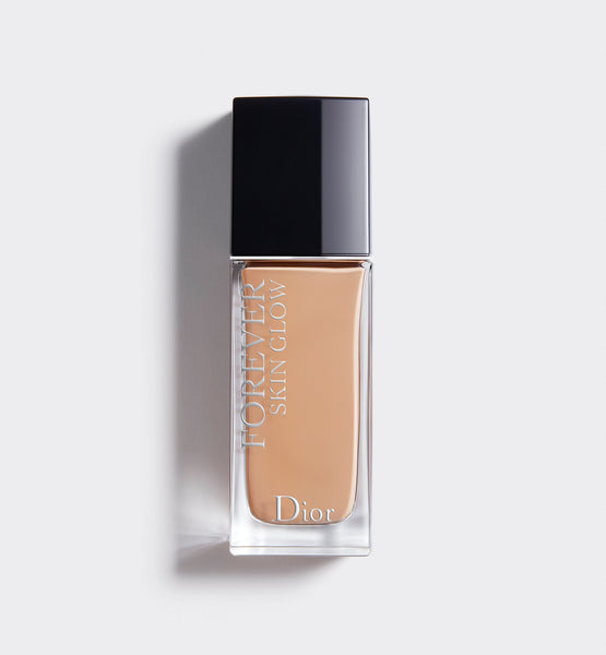 DIOR FOREVER SKIN GLOW 24H* WEAR RADIANT PERFECTION SKIN-CARING FOUNDATION
