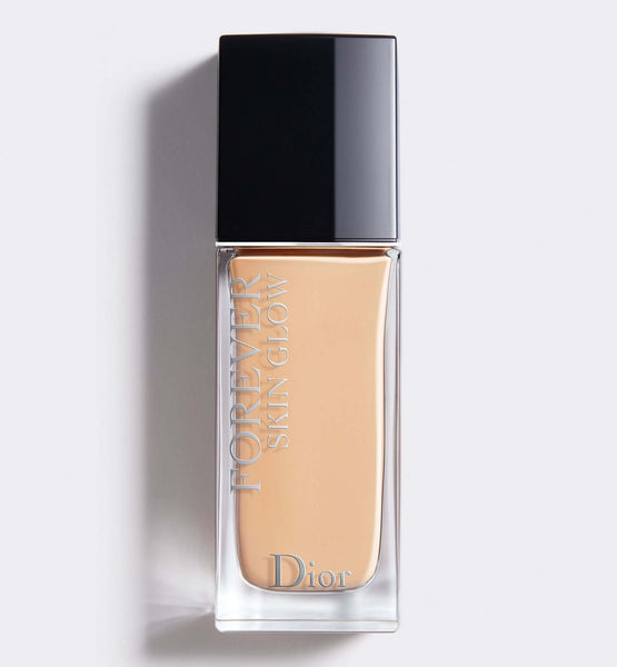 DIOR FOREVER SKIN GLOW 24H* WEAR RADIANT PERFECTION SKIN-CARING FOUNDATION
