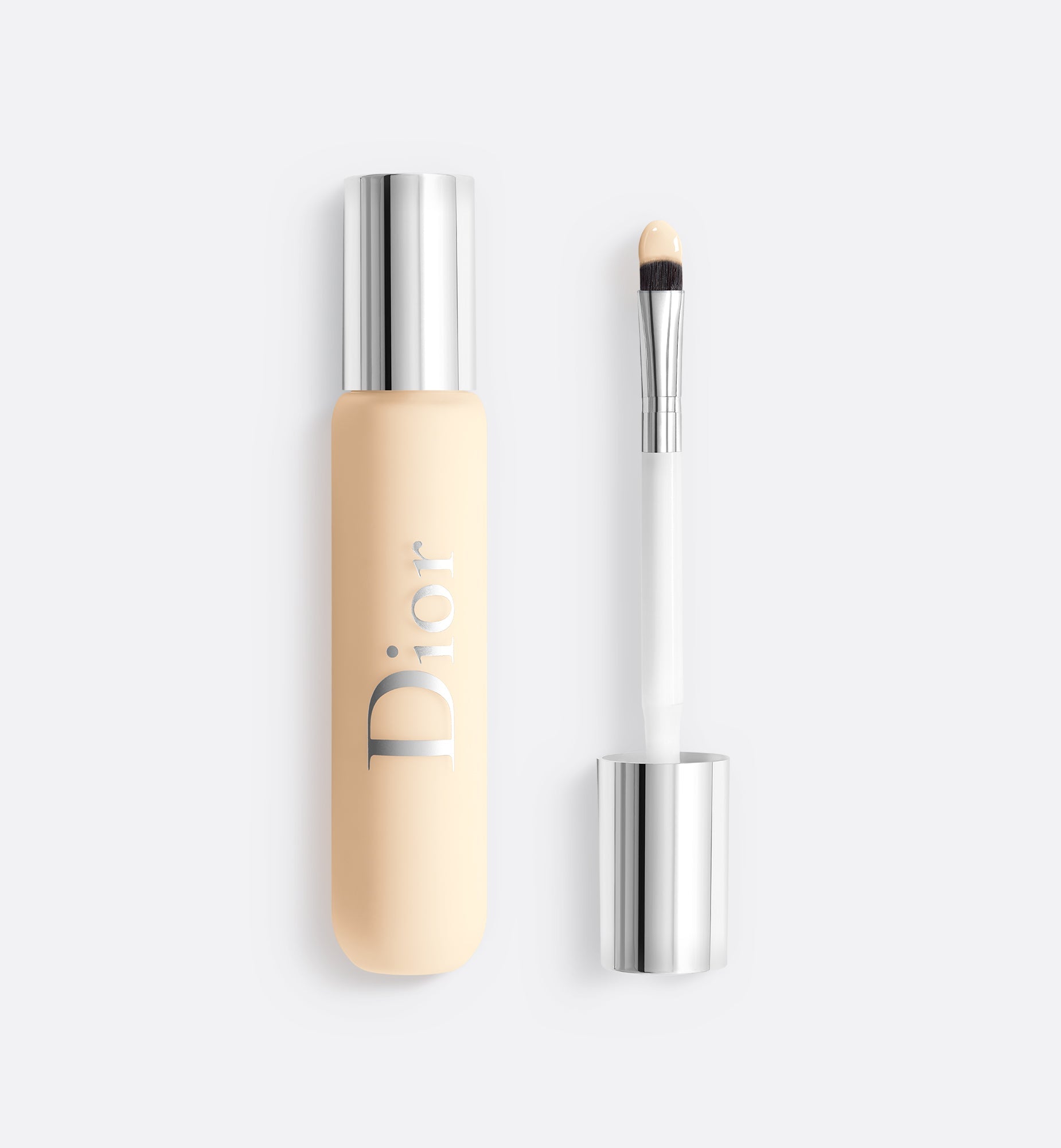 DIOR BACKSTAGE FACE BODY FLASH PERFECTOR CONCEALER